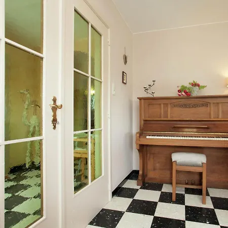 Picturesque Holiday Home In Nassogne With Garden *