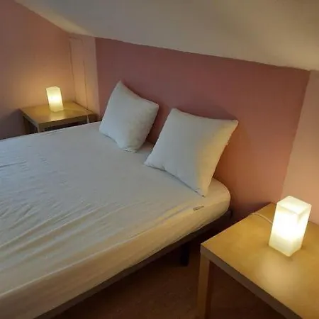 Picturesque Holiday Home In Nassogne With Garden Nyaraló *